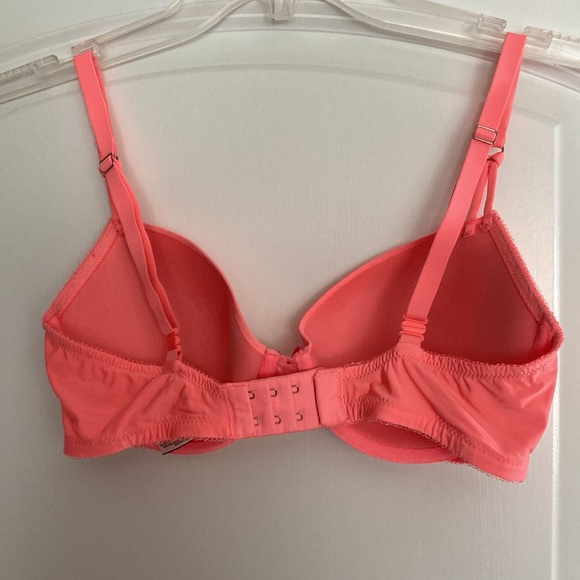 Victoria’s Secret Dream Angels Uplift Demi Bra - 34D - Picture 4 of 8